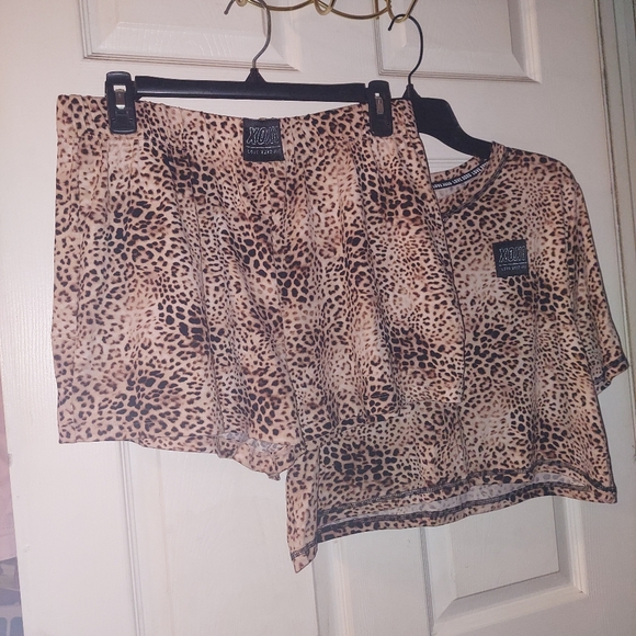 NWOT leopard shortie pajama set, size L - Picture 2 of 6